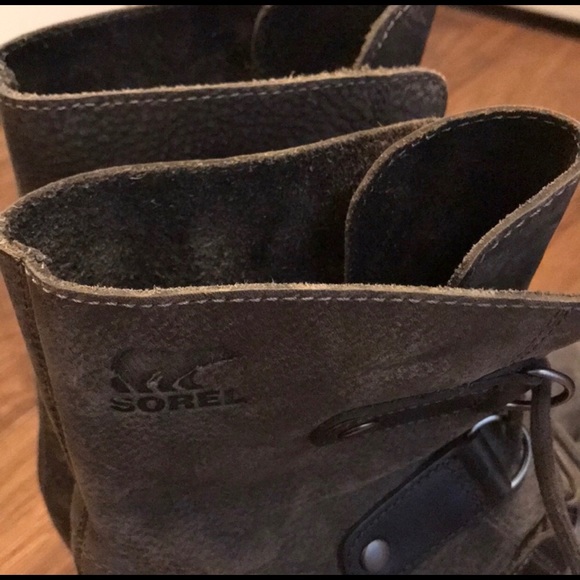 Joan of Arctic boots - Picture 5 of 6